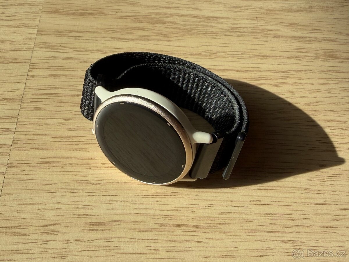 Garmin Vivoactive 5 + 6 řemínků - 7