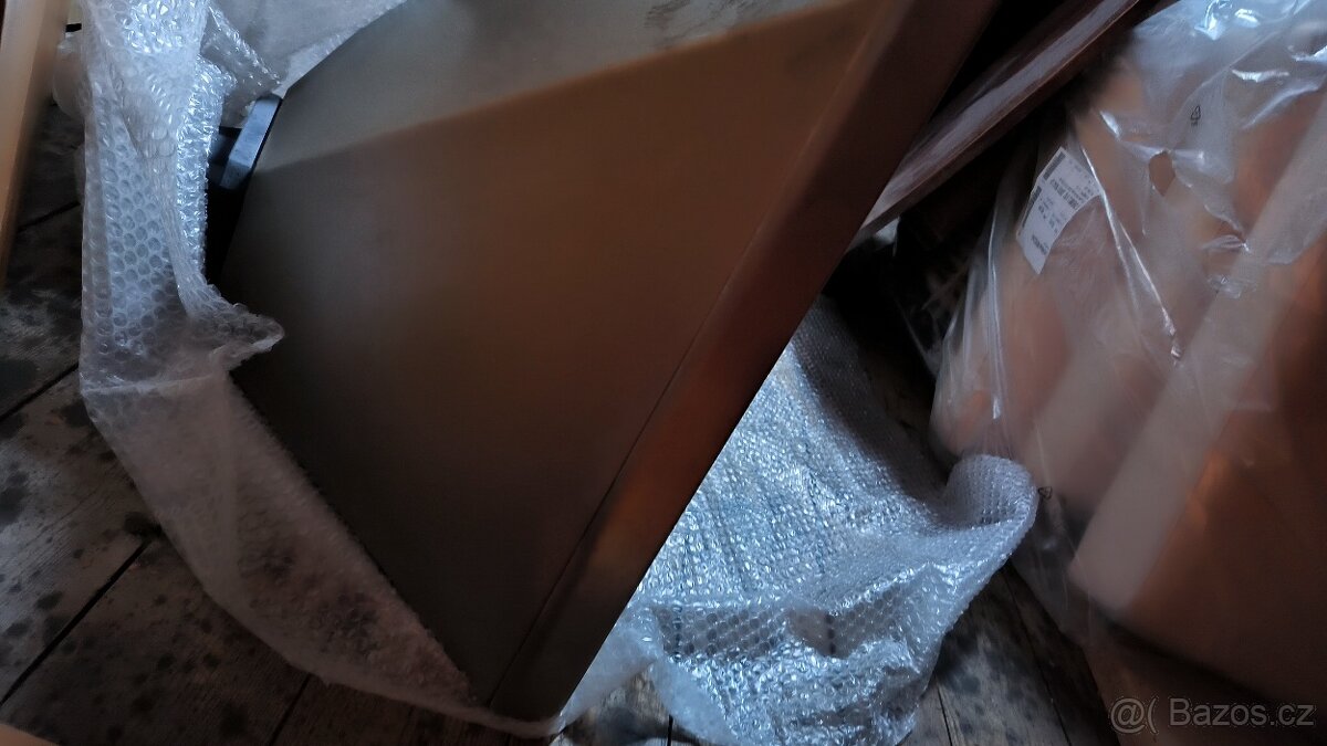 Electrolux nerezová digestoř 90cm - 7