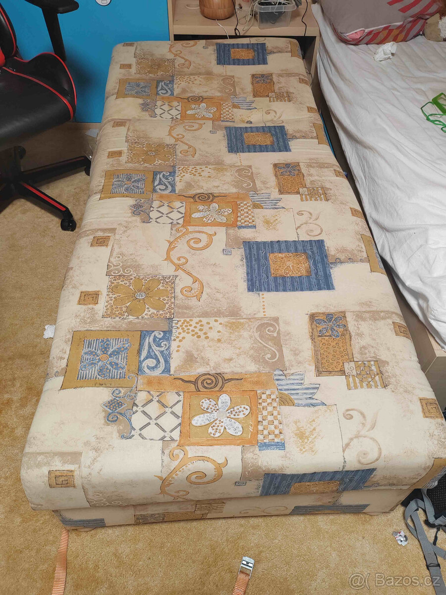 prodám skříně a postel - 7