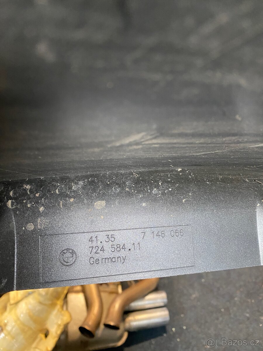 Pravý blatník bmw e92 - 7