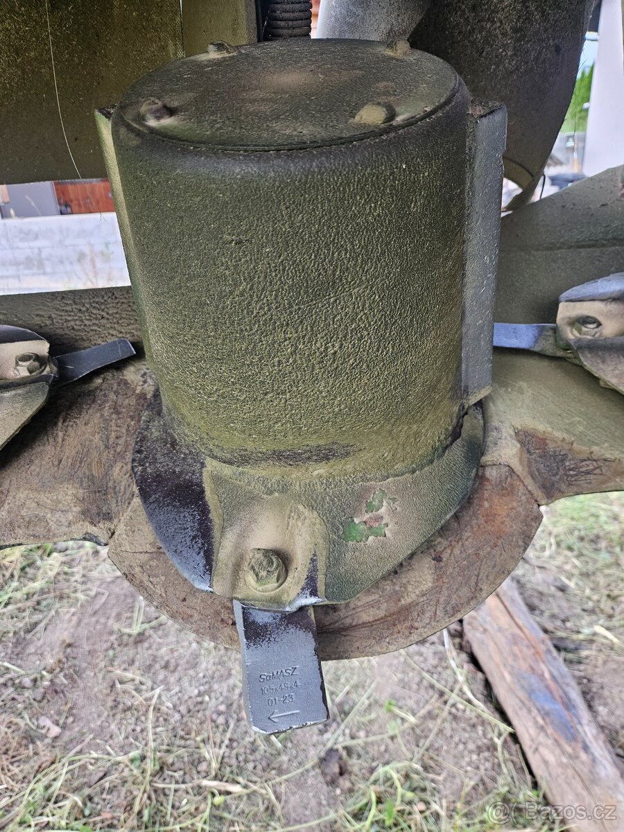 Diskový žací stroj SaMASZ KDT 300 - 7