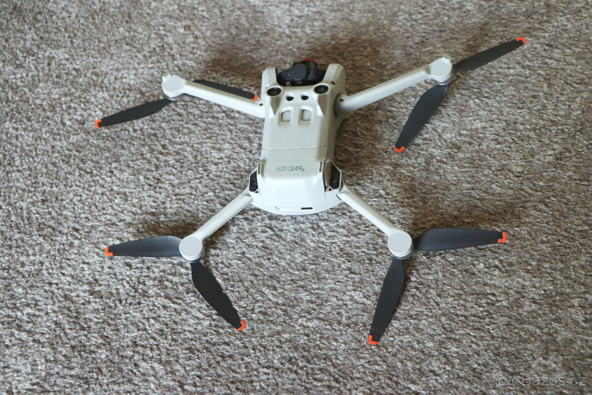 Dron DJI Mini 3 PRO, Fly More Kombo, 3 baterie, filtry - 7