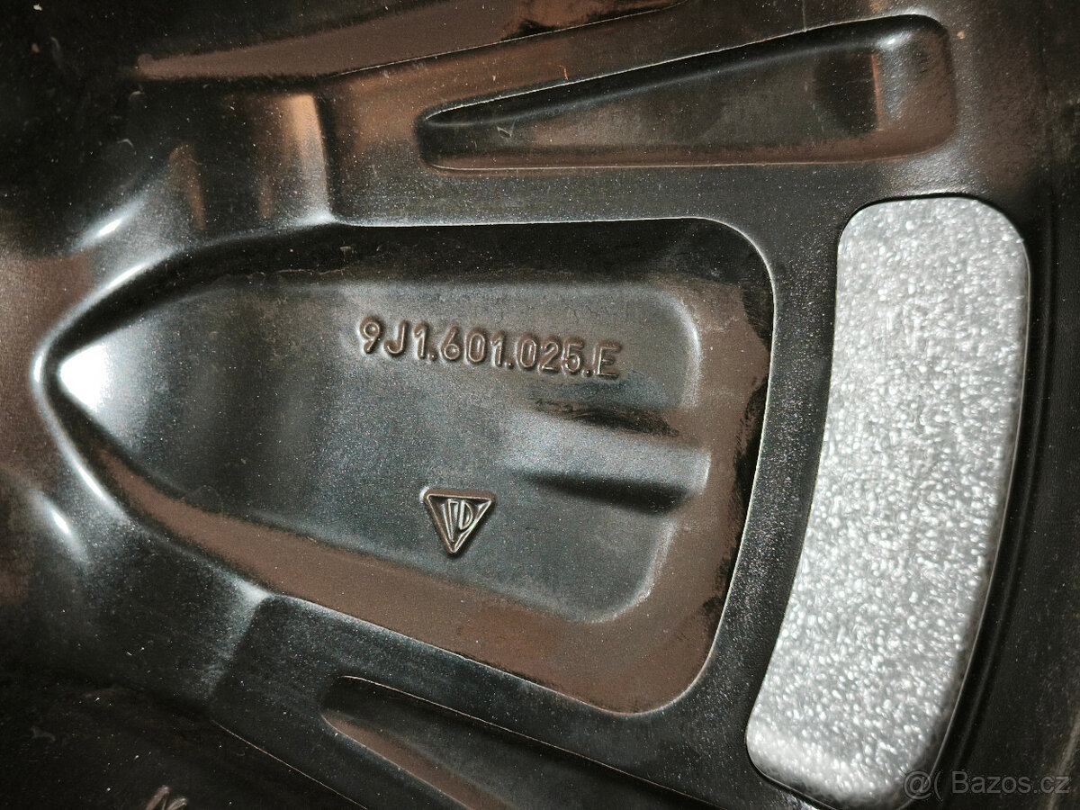 Porsche Taycan - originál 20" alu disky - 7