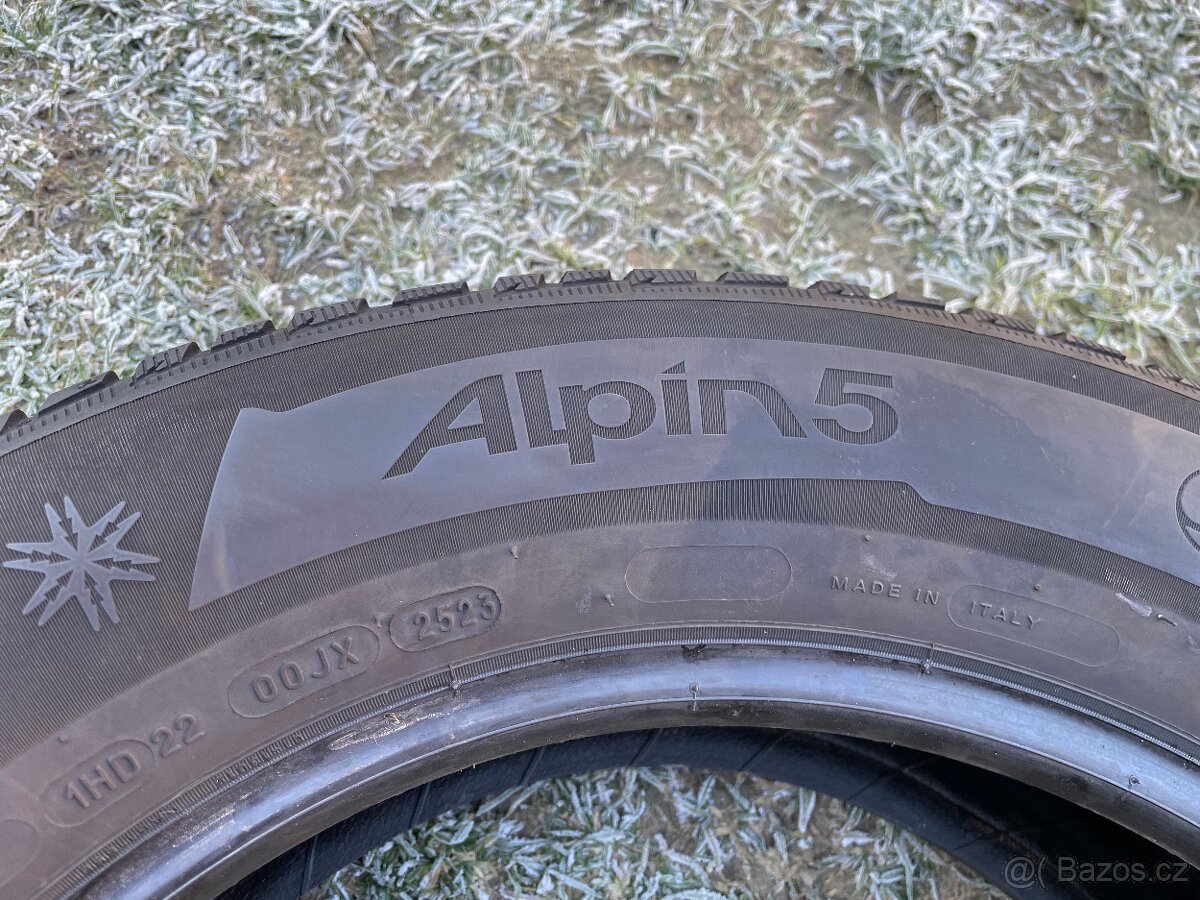 Michelin 215/65R17 zimní - 7