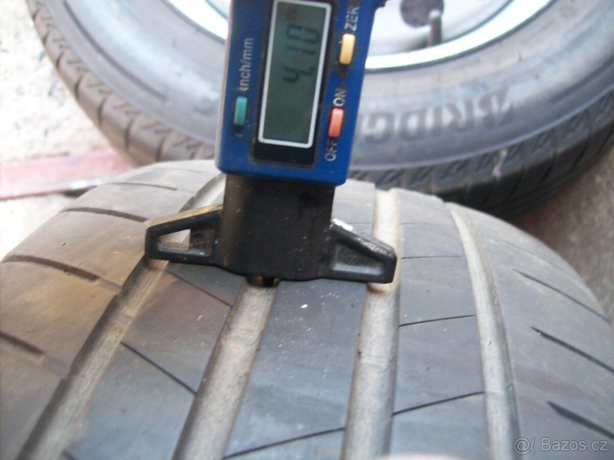 letní kola original VW Caddy 15" - 7