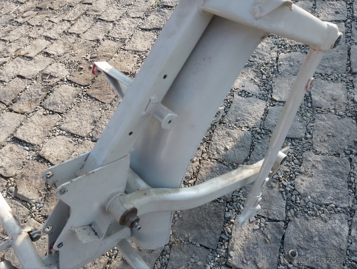 Jawa kývačka rám - 7