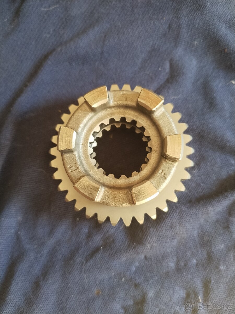 Honda CBR 1000 RR náhradní díly motoru SC59 - 7