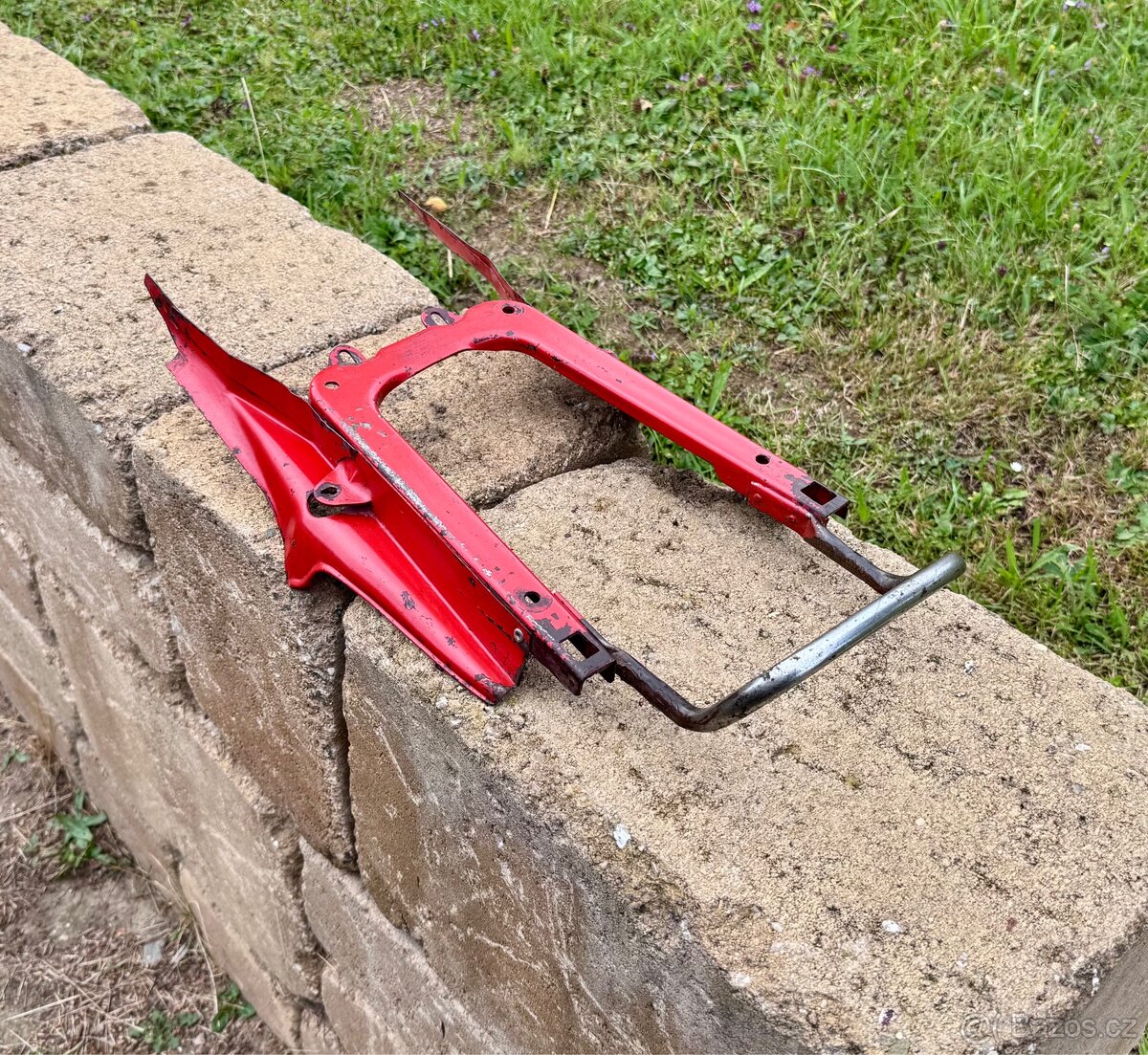 ČZ 125 175 250 sport - podsedlový rámeček - 7