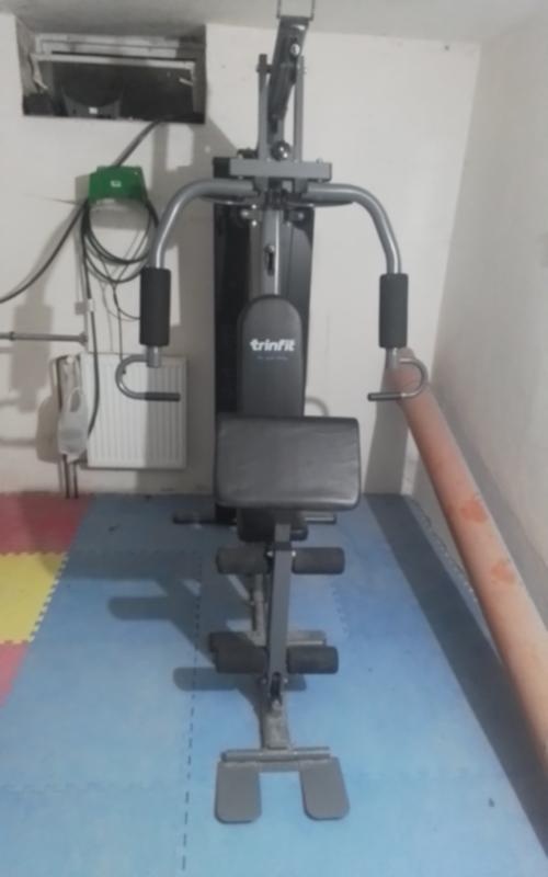 Posilovací věž+ Bench press lavice+ Zvaží+Jednoručky - 7