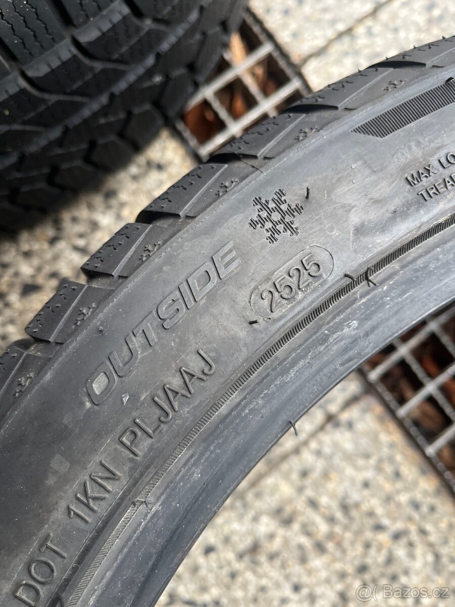 Zimní pneu 255/35/19 - 7