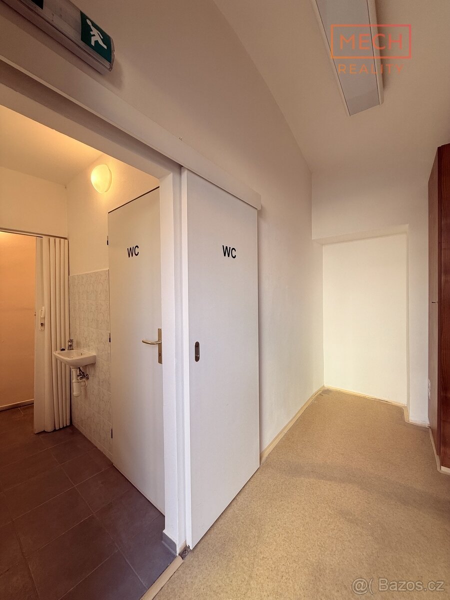 Pronájem komerčního prostoru – Šternberk - 7