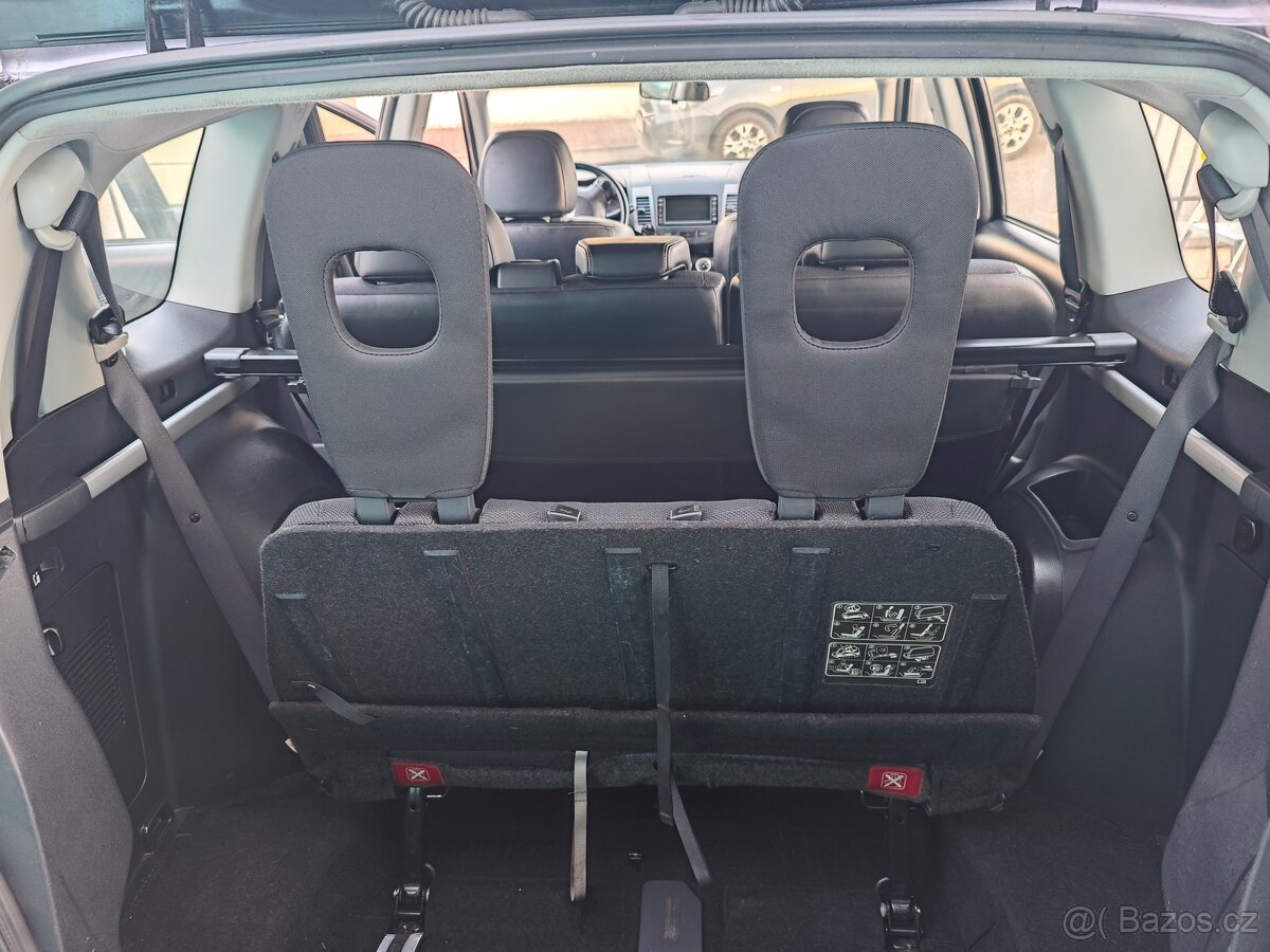 Peugeot 4007 4x4 2,2 HDI 115kw rok 2008 - 7
