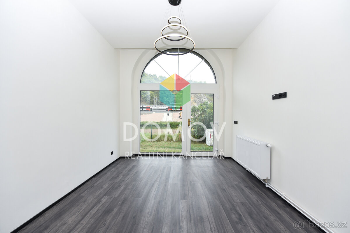 Prostorný byt 4+kk s vlastní zahradou v oblíbené obci Srbsko - 7