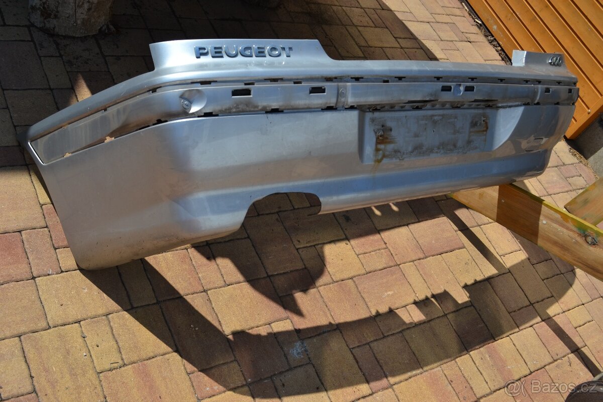 zadní okno na sedan peugeot 406 r.v.99 bez bausetu - 7