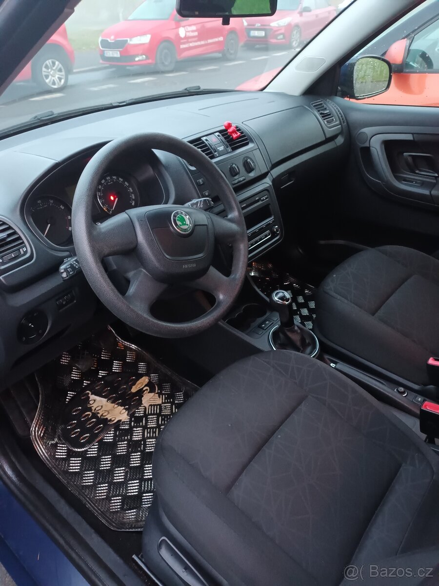 Škoda Fabia 2 - 7