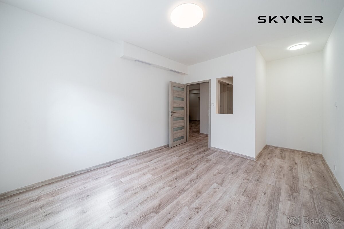 Atraktivní nově zrekonstruovaný byt 2+kk v cihlovém domě – Ú - 7