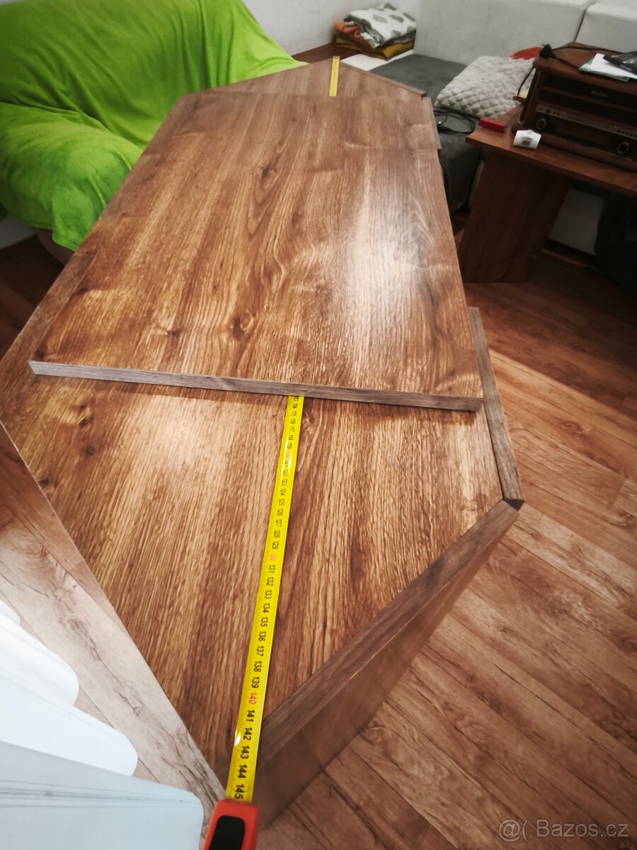 Atypická rohová skříňka - 7