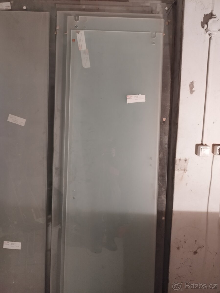 Skleněné dveře - 7