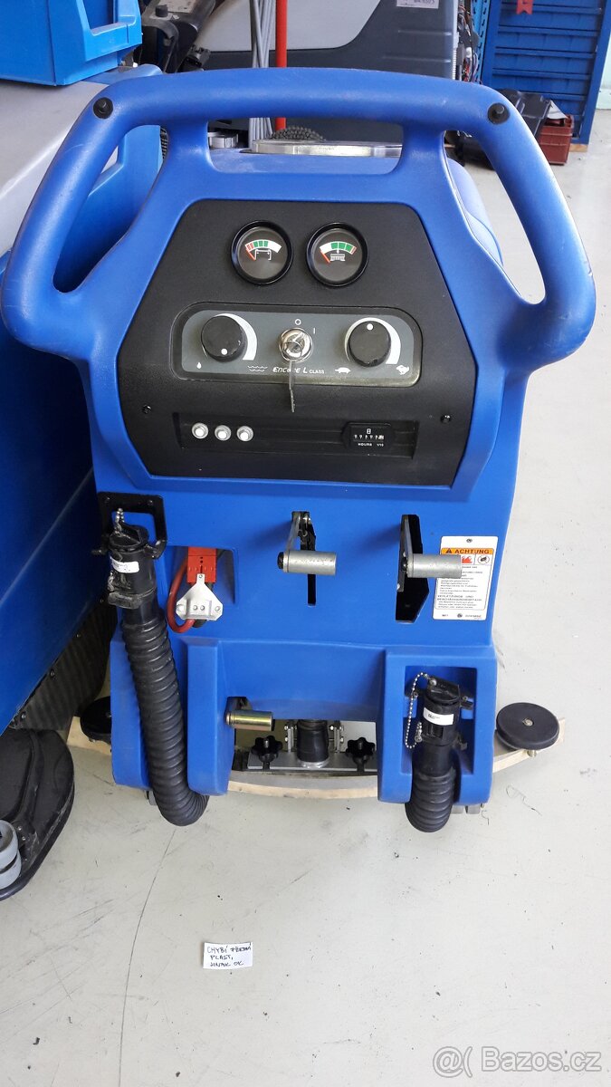 Podlahový mycí stroj Nilfisk Alto Encore L20 s vl.pojezdem - 7