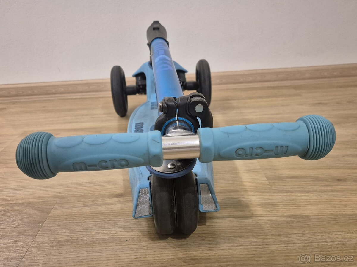 Koloběžka Micro maxi Deluxe skládací - 7