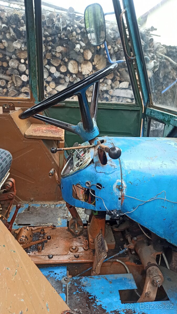 Traktor zetor 5611 - 7