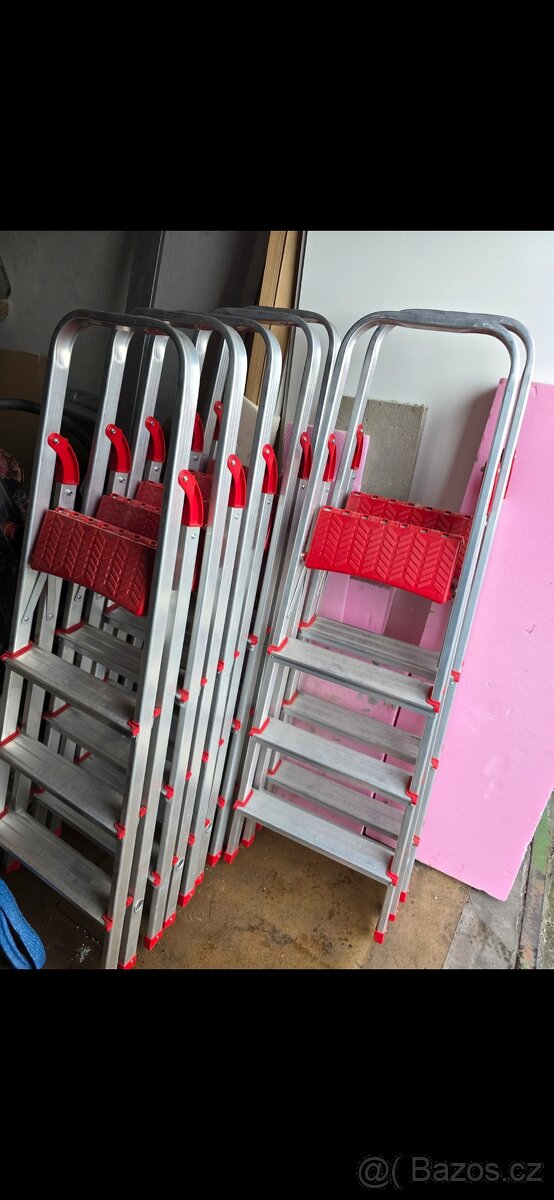 Alu skládací schůdky 3+1 - 7