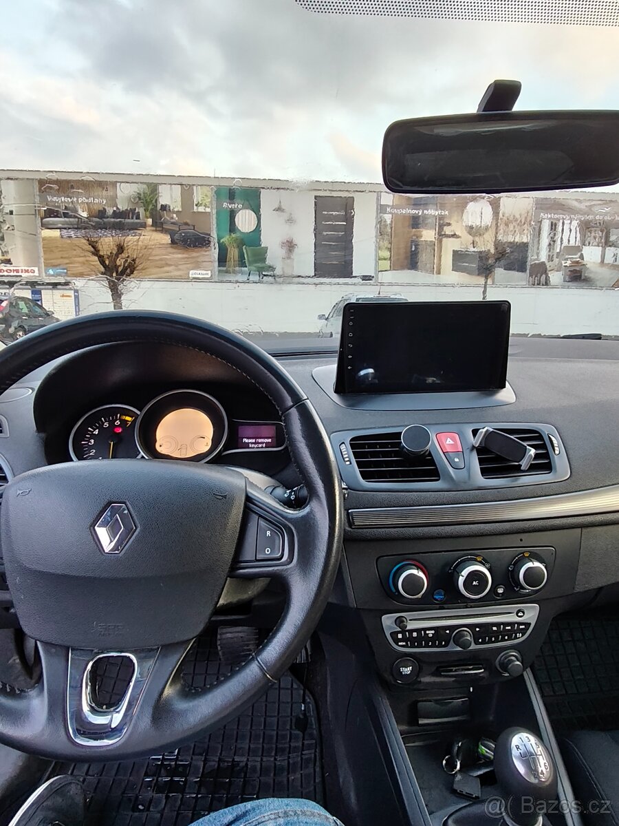 Renault Megane 3 coupe - 7