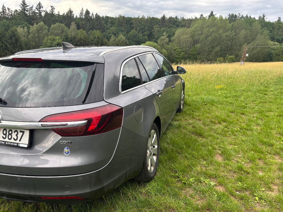 Opel Insignia sports touter sw - 7