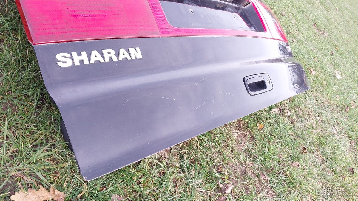 VW SHARAN – DVEŘE KUFRU ČERNÉ - 7