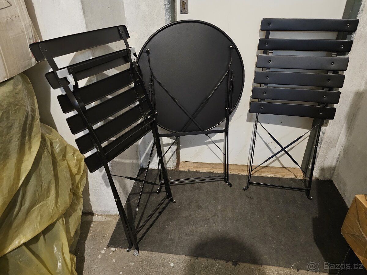 Set dvou židlí a stolku - 7