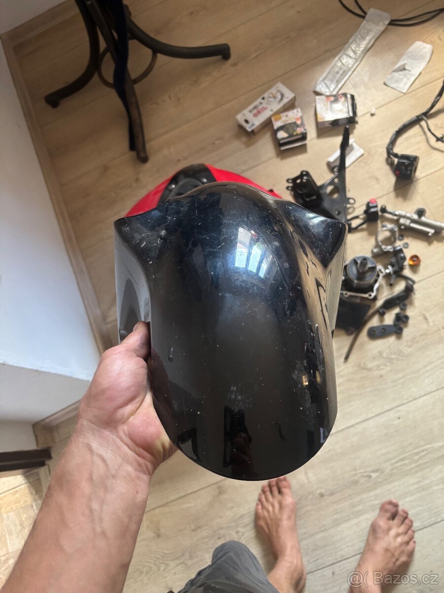 Predni a zadni kolo na Suzuki SV 650 a SV 650S 03-09 - 7