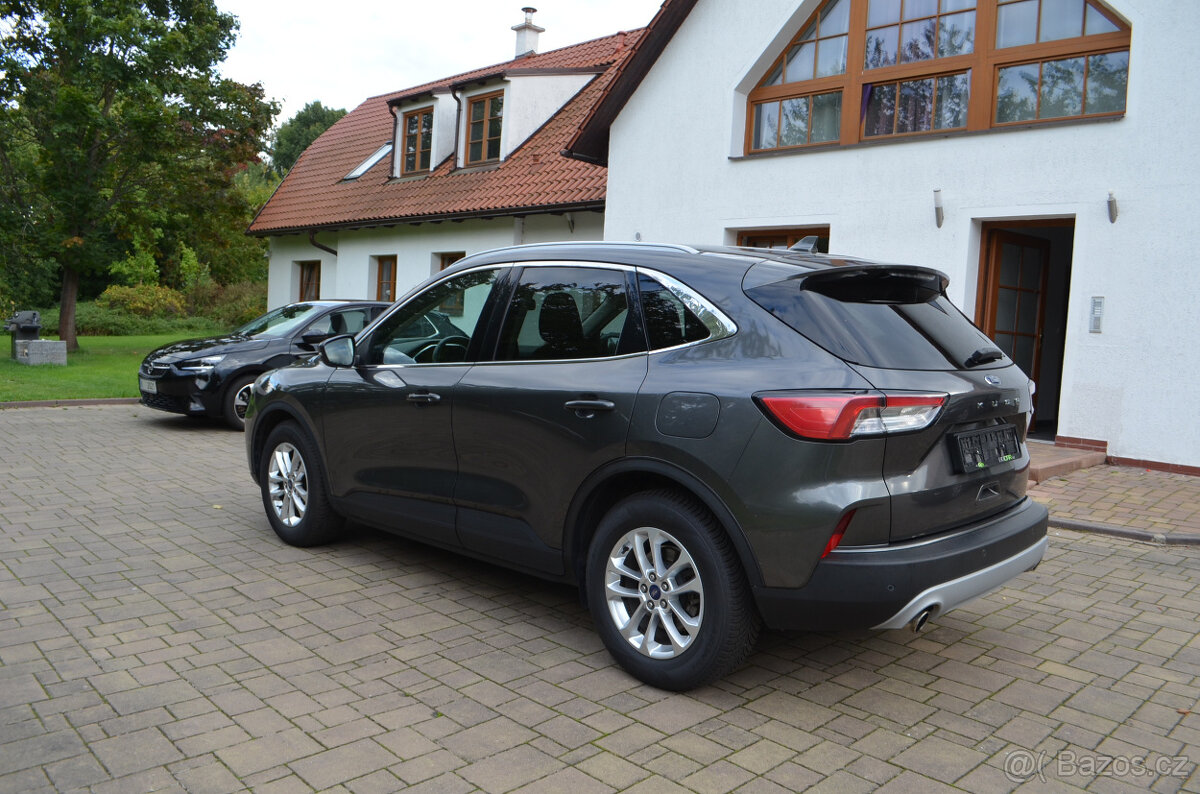 PRODÁM FORD KUGA TITANIUM 1.5TDCI 2021 AUT. NOVÝ MODEL - 7
