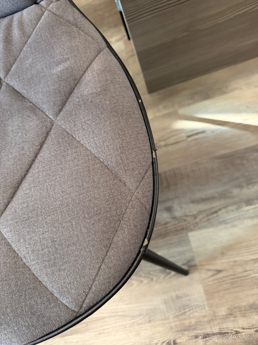 4 čalouněné jídelní židle - 7