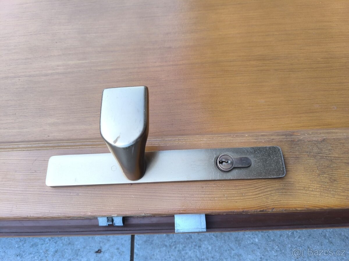 Vchodové dřevěné dveře - 7