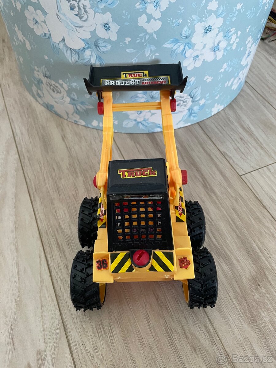 Hasiči a bagr, stroje na pískoviště - 7