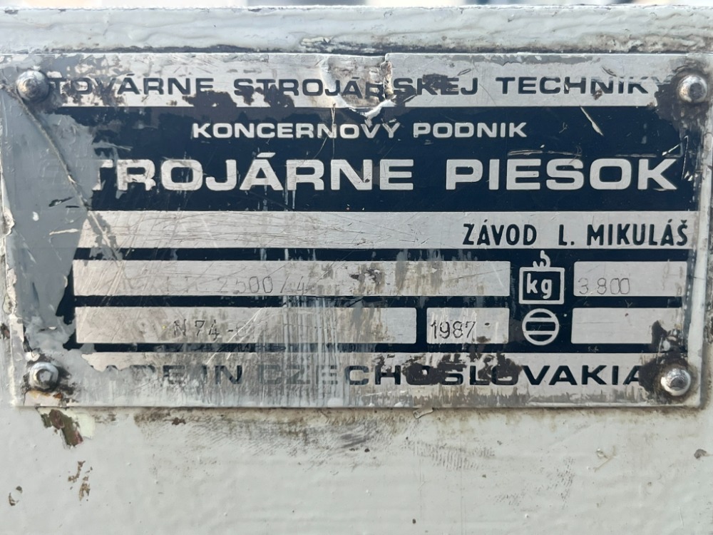 36. Tabulové nůžky NTC 2500/4 - 7