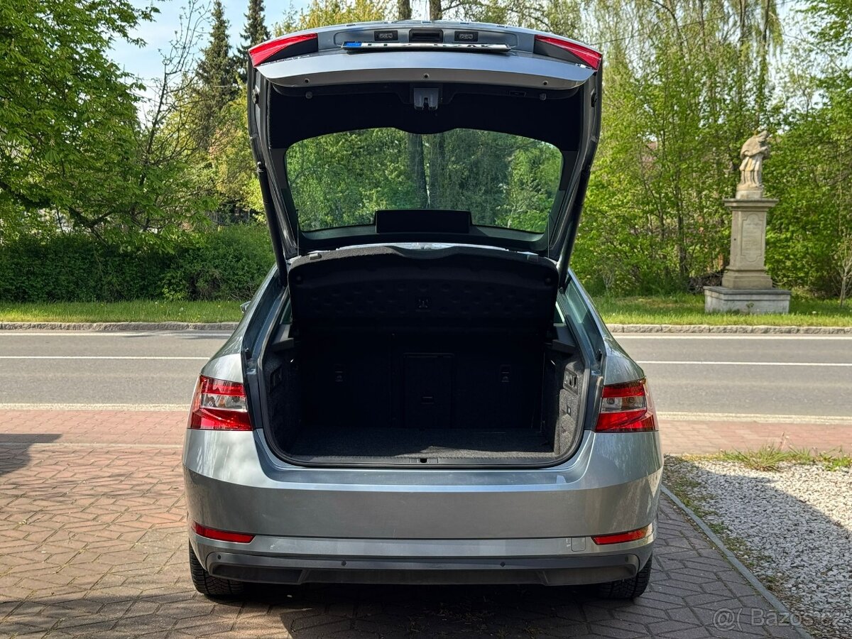 Škoda Superb 1.4 PHEV 160kW 1.MAJ. ČR DPH NEBOURÁN - 7