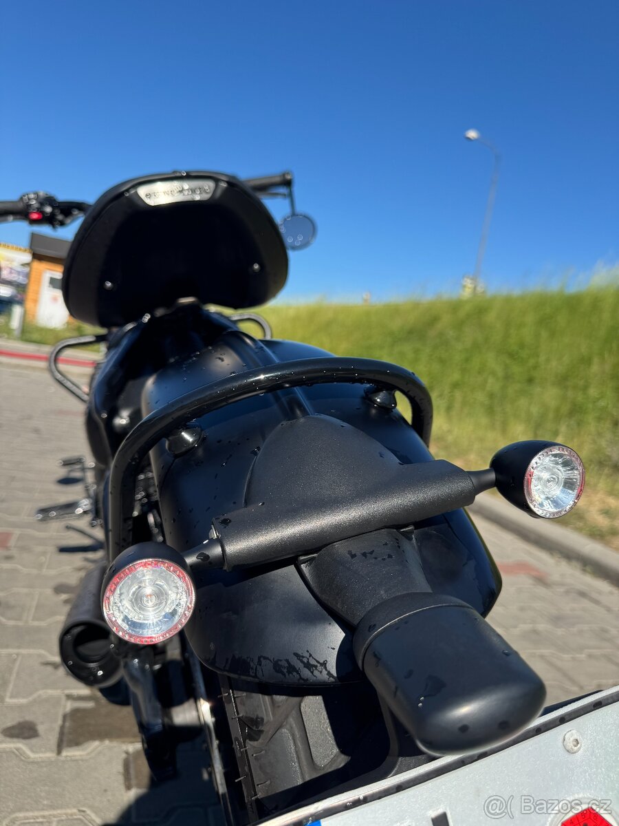 Triumph Bobber Black 1200 2020 - 7