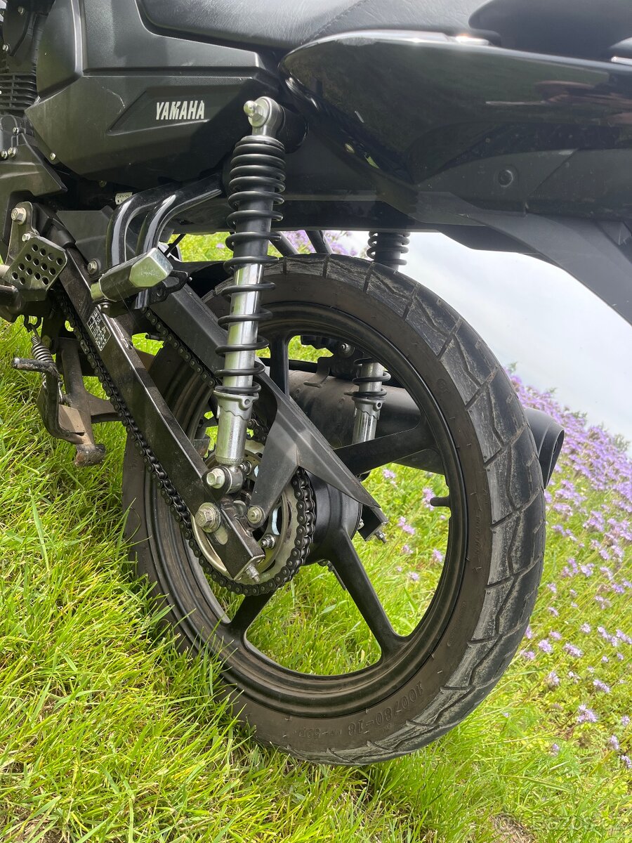YAMAHA YS125 - 7
