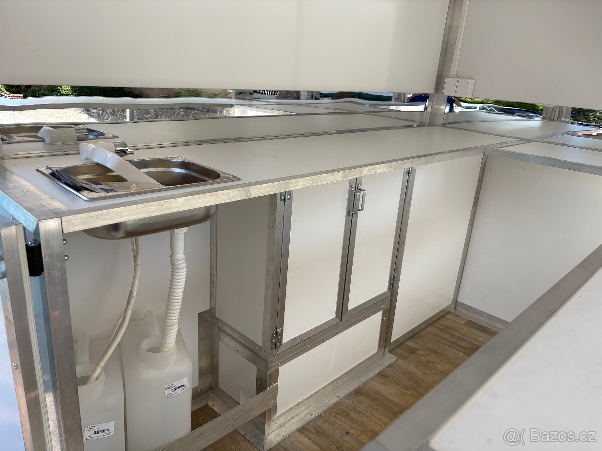 Aixam Food Truck - 7
