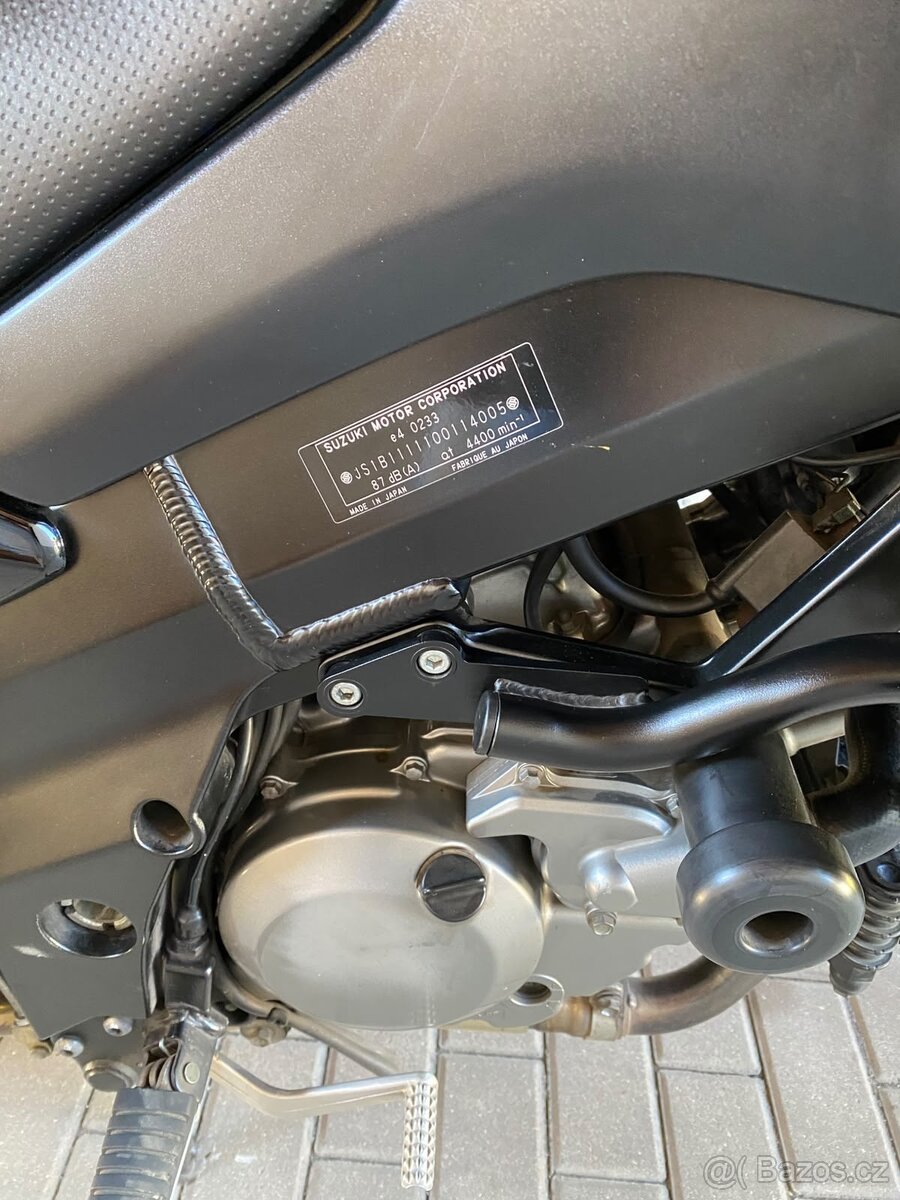 Suzuki V-strom DL 650 - 7