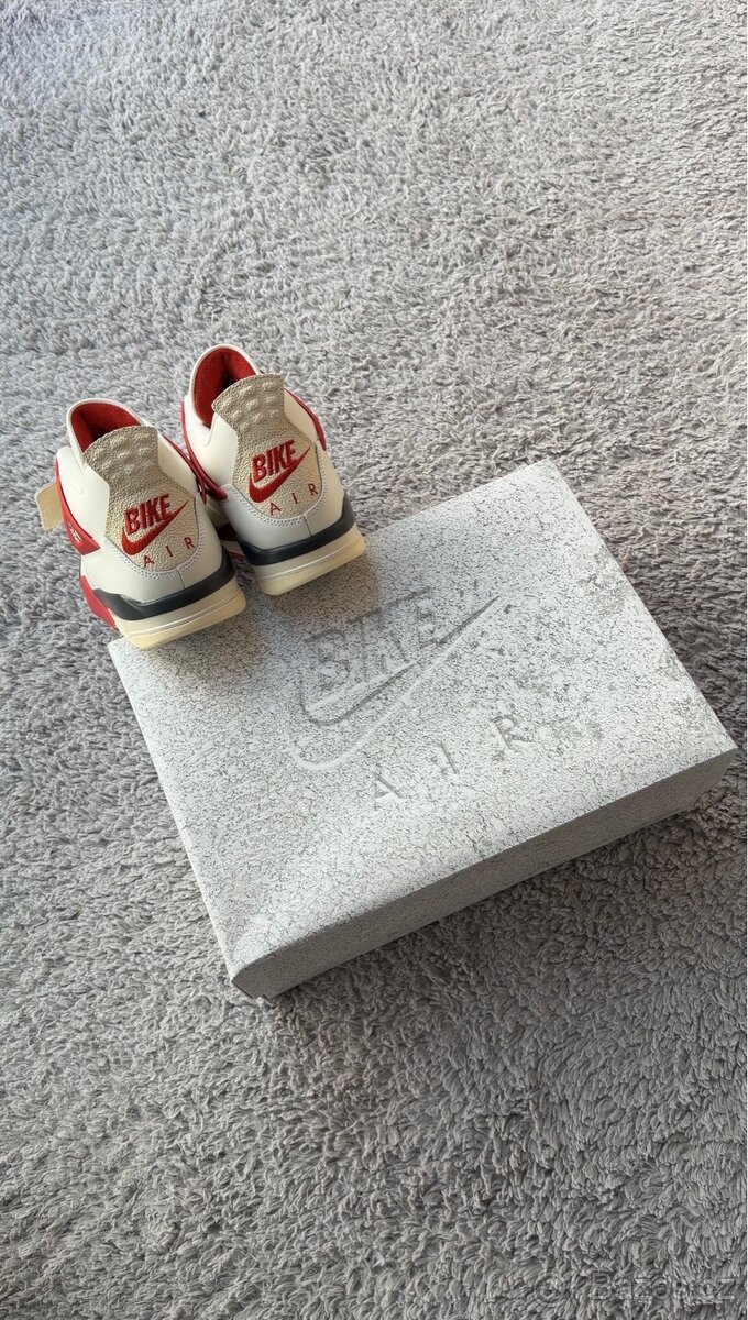 Jordan 4 Retro OG Nigel Sylvester Brick After Brick - 7
