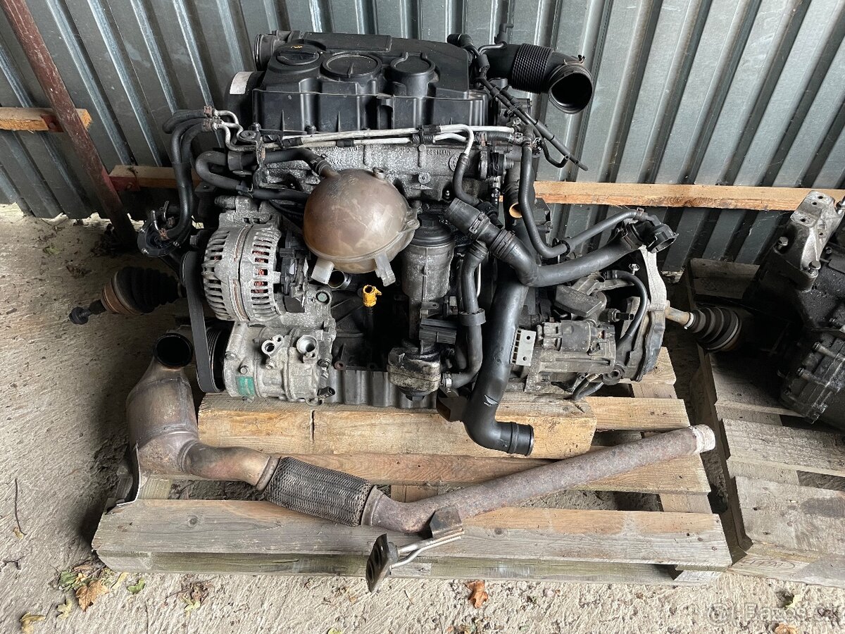 Caddy 5 mist 1.9 - 7