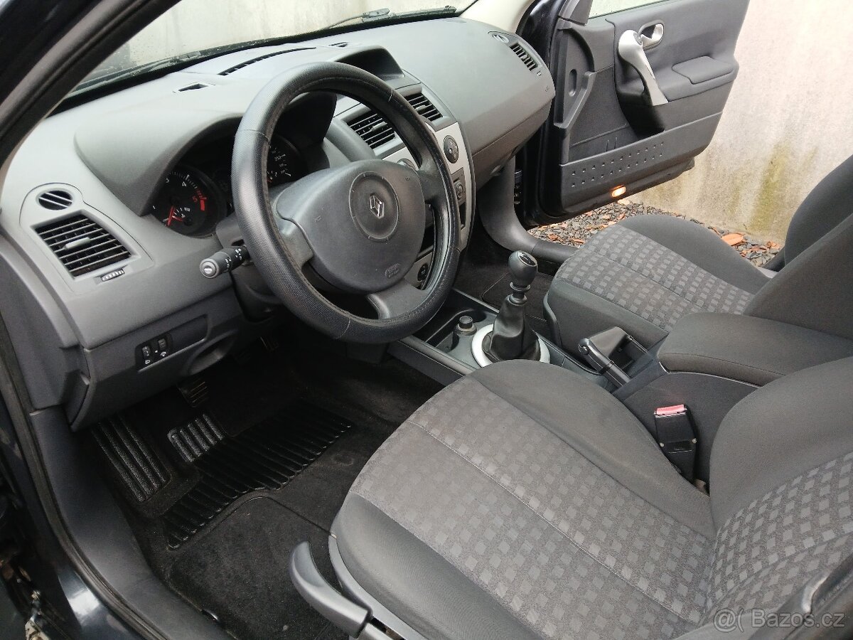 Renault Megane kombi 1.9dCi 96kW r.v.06, 6ti kvalt - 7
