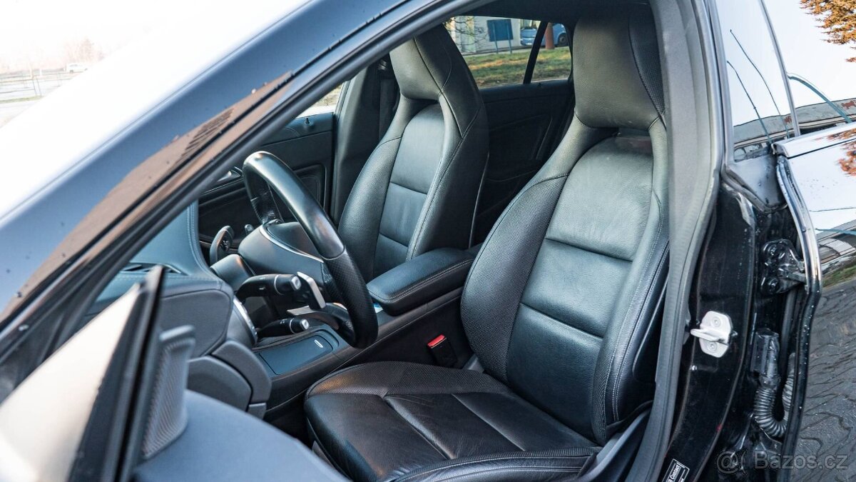 Mercedes-Benz CLA Shooting Brake SB 220 CDI AMG LINE 4matic - 7