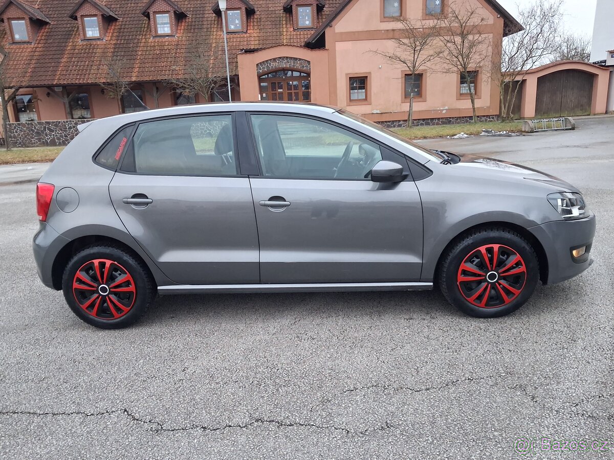 Volkswagen Polo 1.4 i - 7