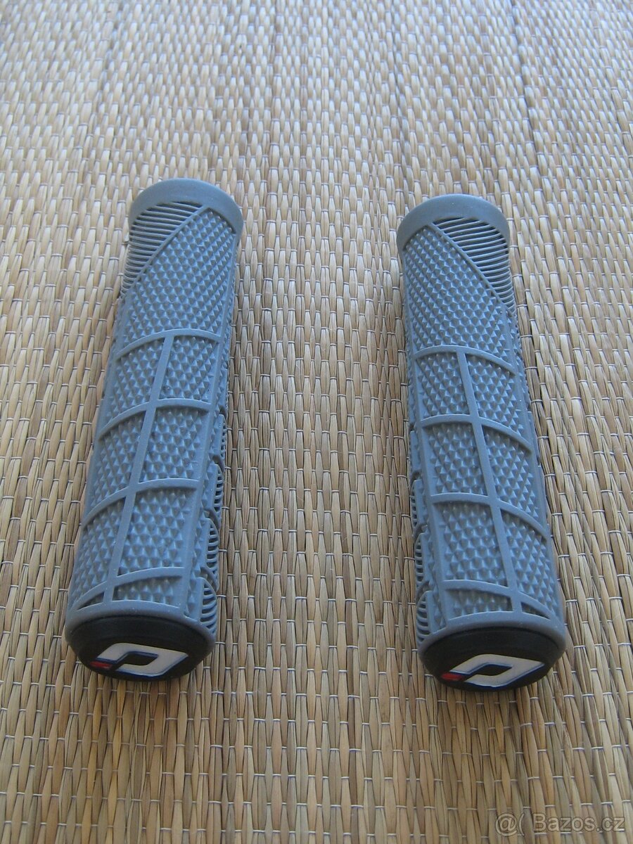 Nové mtb gripy ODI Reflex - 7