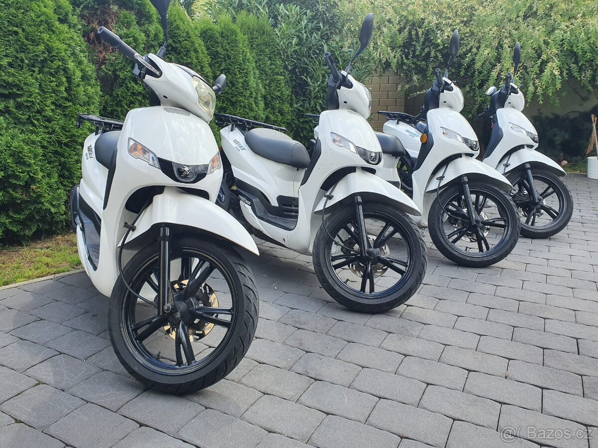 Půjčovna-pronájem skútrů, Bolt, Wolt, Foodora - 7