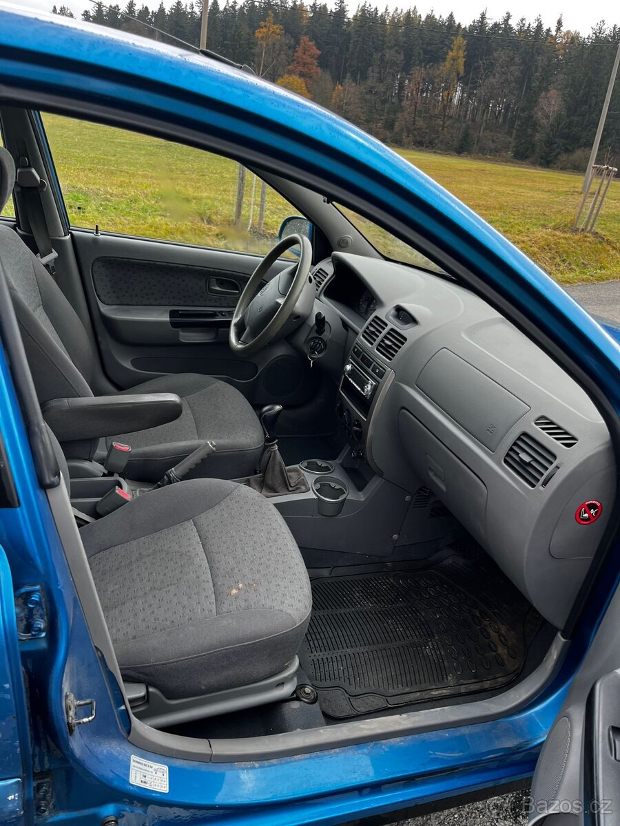 Kia Rio 1.5 - 7