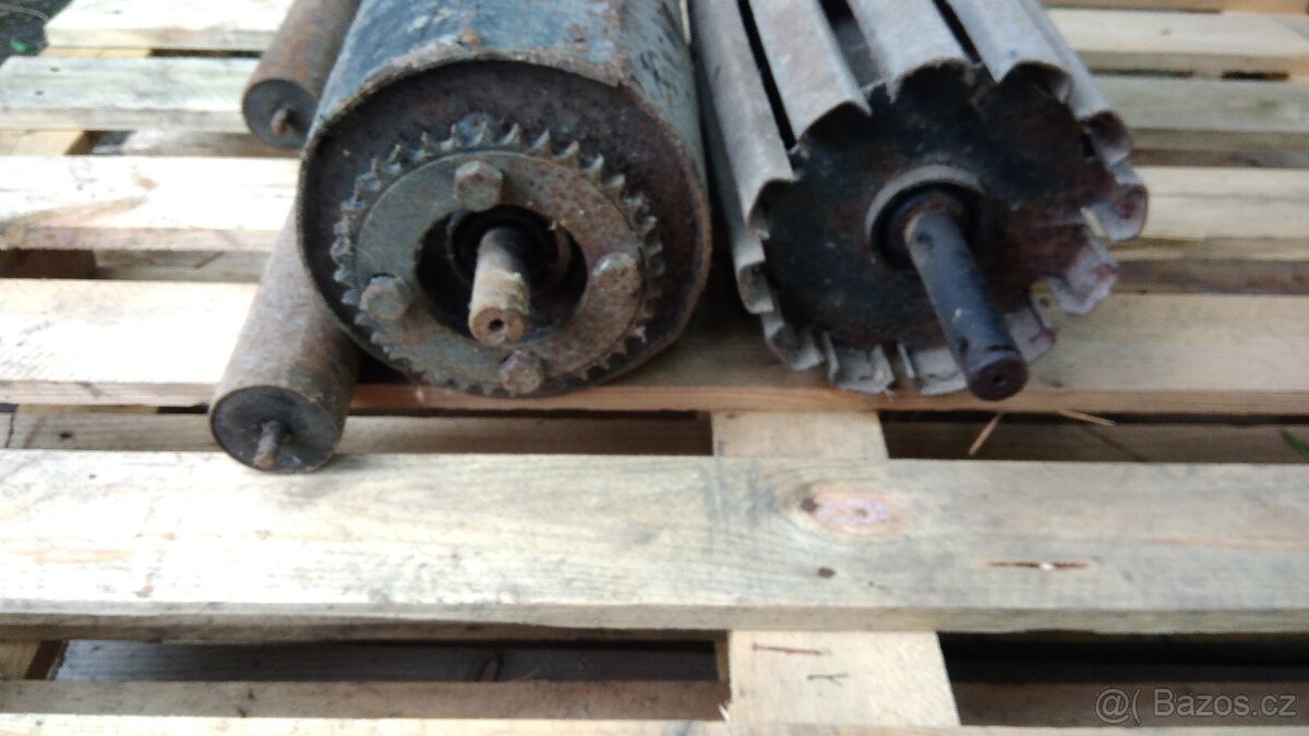 Napínací válce pro pásový dopravník - 7